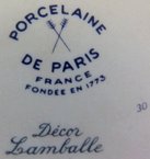 signature du Décor Lamballe en Porcelaine de Paris